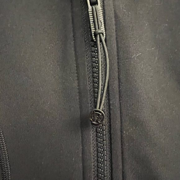 Lululemon Define Jacket - Picture 2 of 4